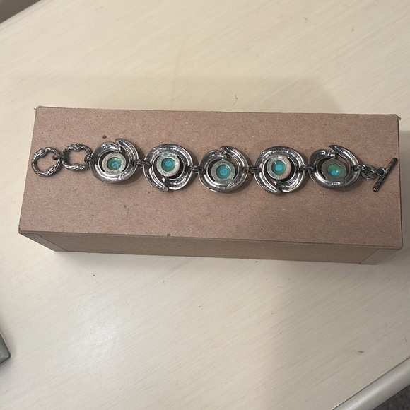 Fashion Silver and Turquoise Bracelet - Picture 2 of 5